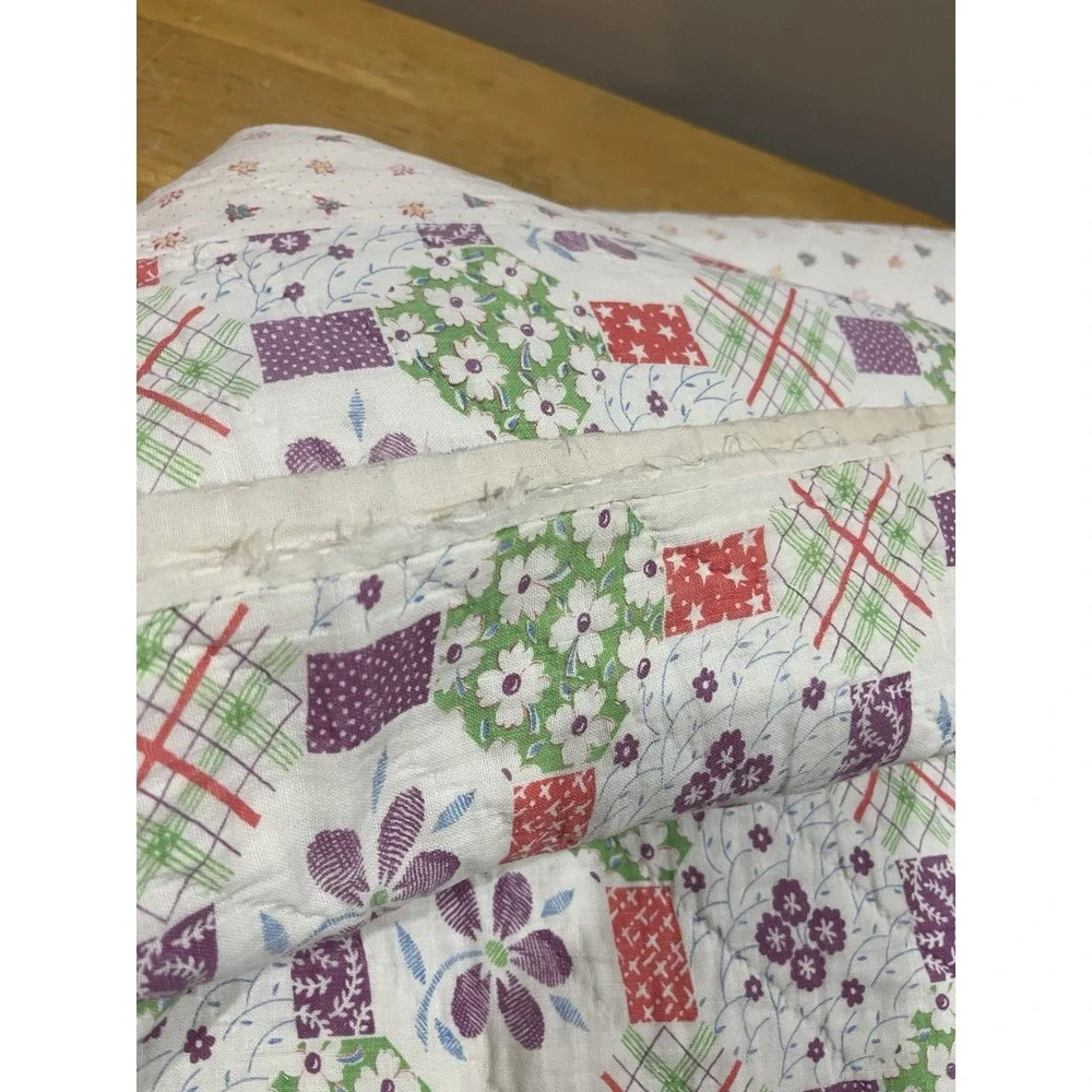 Vtg Handmade Quilt 74x86